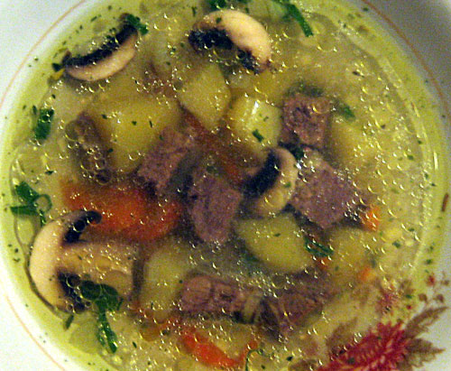 Грибний суп з м'ясом